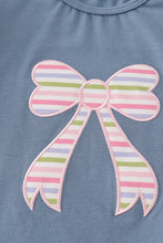 Load image into Gallery viewer, Blue bow applique girl set
