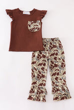 Load image into Gallery viewer, Brown camouflage ruffle girl set
