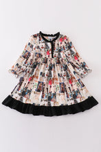 Load image into Gallery viewer, Black music fan print girl gown
