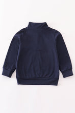 Load image into Gallery viewer, Navy character embroidery zip boy pullover
