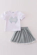 Load image into Gallery viewer, White crab applique girl skorts set
