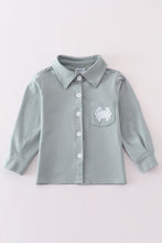 Load image into Gallery viewer, Blue crab embroidery boy button down shirt
