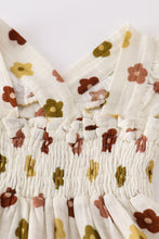 Load image into Gallery viewer, Premium Organic muslin floral smocked baby set
