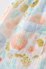 Load image into Gallery viewer, Premium Blue &amp; pink muslin floral ruffle baby set
