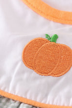 Load image into Gallery viewer, Premium Green pumpkin embroidery girl set
