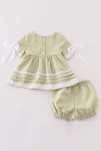 Load image into Gallery viewer, Premium Sage lace ruffle baby set
