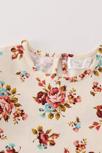 Load image into Gallery viewer, Platinum rust floral print ruffle tunic
