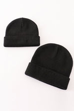 Load image into Gallery viewer, Black ribbed basic knit beanie
