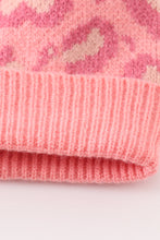 Load image into Gallery viewer, Pink pompom leopard cable beanie
