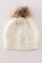 Load image into Gallery viewer, Ivory pompom cable beanie
