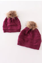 Load image into Gallery viewer, Violet pompom cable beanie
