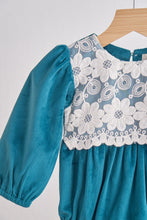 Load image into Gallery viewer, Teal velvet lace girl bubble
