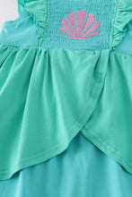 Load image into Gallery viewer, Green Ariel embroidery smocked girl dress
