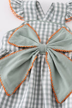 Load image into Gallery viewer, Green woven bow girl gingham bloomer set
