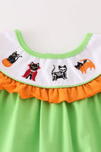 Load image into Gallery viewer, Green halloween cat embroidery girl set
