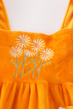 Load image into Gallery viewer, Honey velvet floral embroidery baby set
