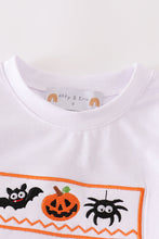 Load image into Gallery viewer, Orange halloween embroidery plaid boy set
