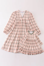 Load image into Gallery viewer, Green watercolor plaid mom&amp;me dress
