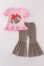 Load image into Gallery viewer, Pink leopard football applique girl set
