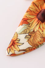 Load image into Gallery viewer, Pumpkin print hair sailor bow
