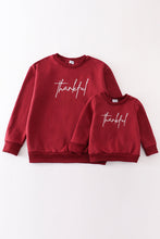 Load image into Gallery viewer, Maroon thankful fleece mom&amp;me sweatshirt
