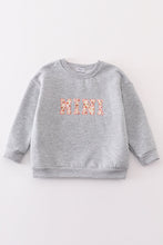 Load image into Gallery viewer, Gray MAMA&amp;MINI applique fleece mom&amp;me sweatshirt
