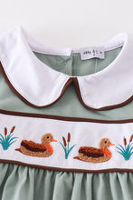 Load image into Gallery viewer, Sage duck french knot girl set
