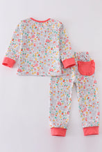 Load image into Gallery viewer, Pink floral print girl pajamas set
