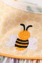 Load image into Gallery viewer, Yellow bee embroidery girl set
