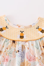 Load image into Gallery viewer, Yellow bee embroidery girl dress
