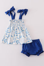 Load image into Gallery viewer, Blue Porcelain Petals print smocked girl bloomer set
