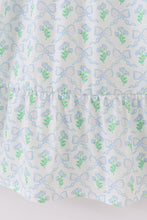 Load image into Gallery viewer, Green leaves bow print mom&amp;me dress
