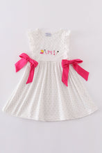 Load image into Gallery viewer, Pink make up embroidery girl dress
