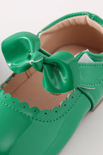 Load image into Gallery viewer, Green bow mary jane shoes
