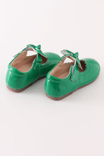 Load image into Gallery viewer, Green bow mary jane shoes
